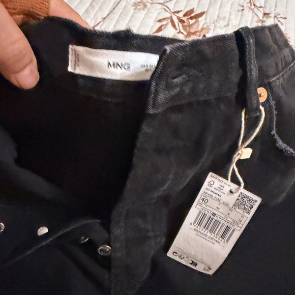 MNG  Black Denim Shorts with Tag Attached - Picture 6 of 10